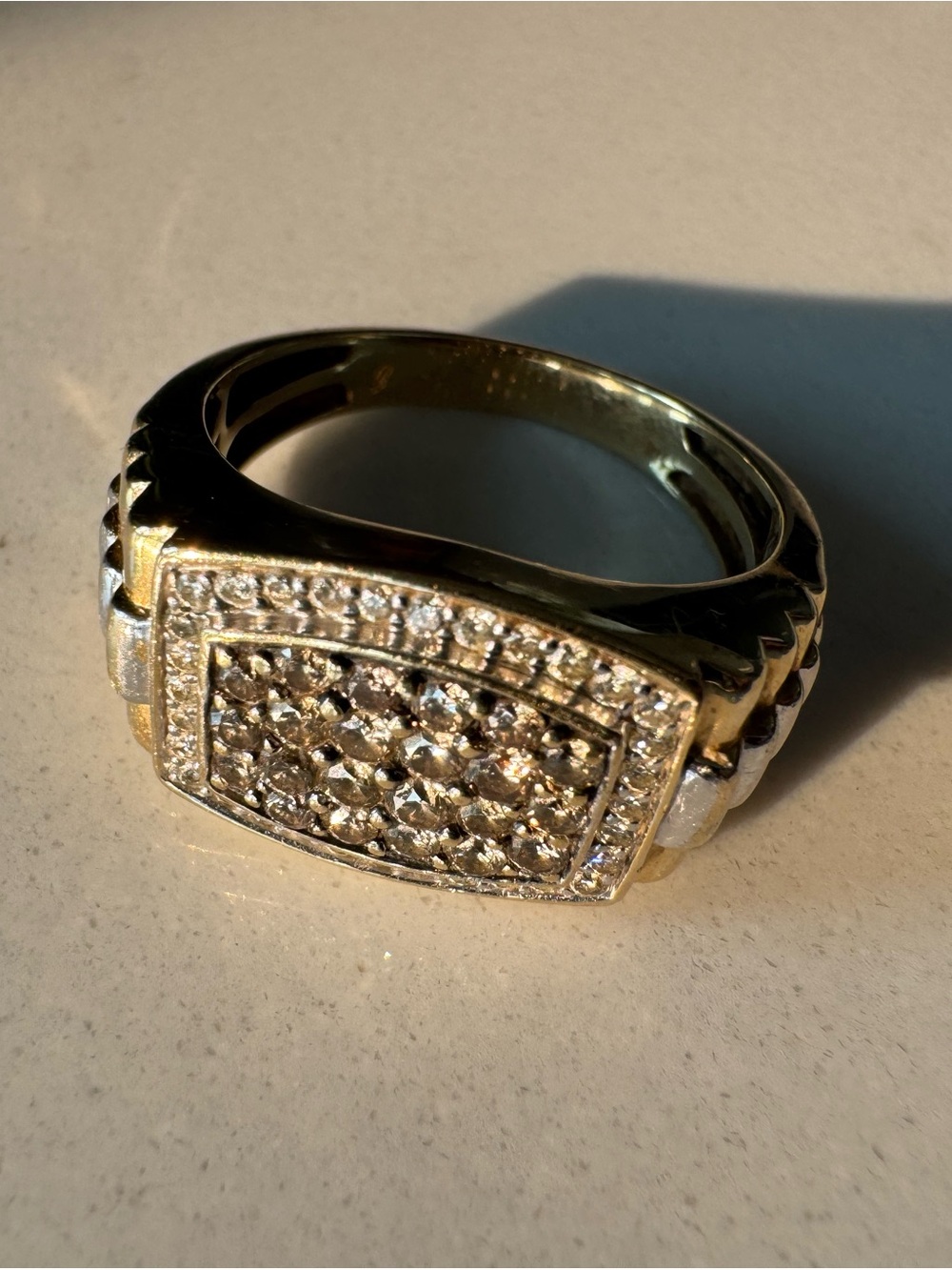 Zales Men's 1 CTW Natural Diamond Ring 1OK Yellow Gold Brown White Sz
11.75